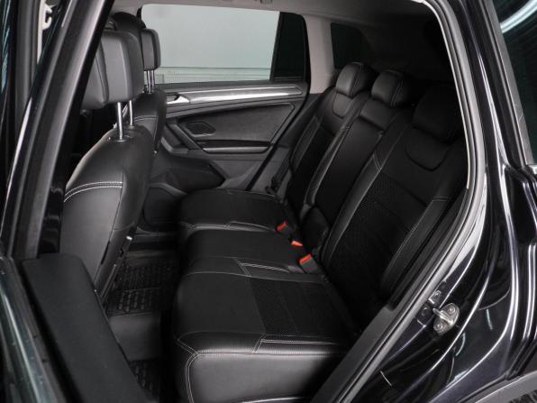 Volkswagen Tiguan II с пробегом 2017 года, цена 1 979 000 рублей, 224011 км, внедорожник, Автокод Объявления