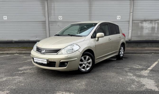 Nissan Tiida I Рестайлинг с пробегом 2010 года, цена 569 000 рублей, 179165 км, хэтчбек, Автокод Объявления