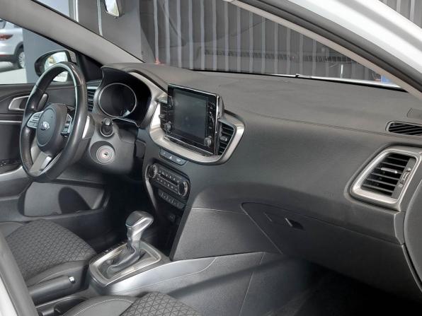 Kia Ceed III с пробегом 2020 года, цена 1 730 000 рублей, 69327 км, хэтчбек, Автокод Объявления