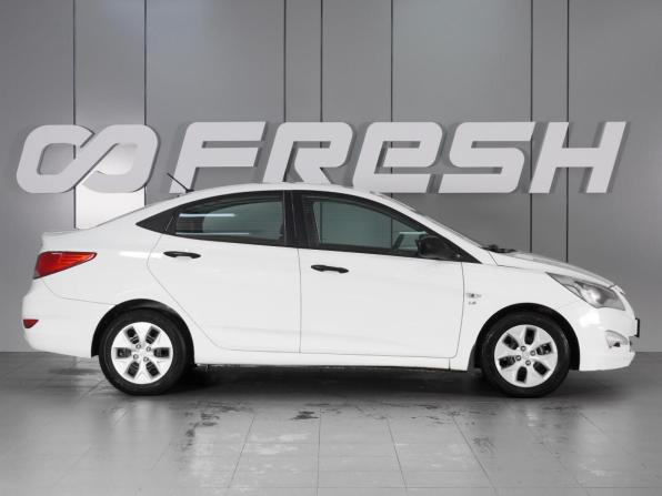Hyundai Solaris I Рестайлинг с пробегом 2015 года, цена 1 129 000 рублей, 104568 км, седан, Автокод Объявления