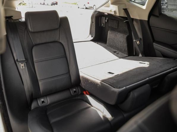 Jaguar E-Pace I с пробегом 2018 года, цена 2 599 000 рублей, 95000 км, внедорожник, Автокод Объявления