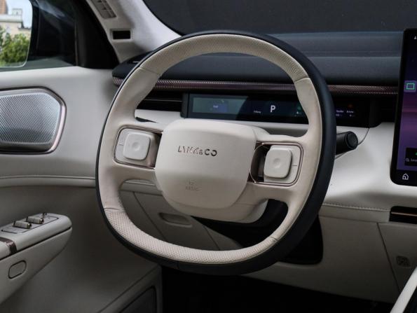 Lynk &amp; Co 900 с пробегом 2025 года, цена 7 200 000 рублей, 4001 км, внедорожник, Автокод Объявления