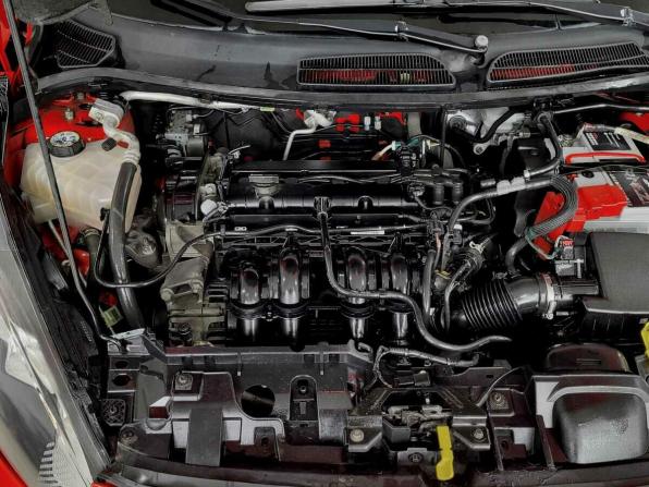 Ford Fiesta Mk6 Рестайлинг с пробегом 2016 года, цена 750 000 рублей, 131149 км, хэтчбек, Автокод Объявления