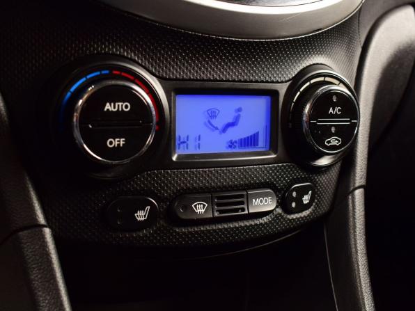 Hyundai Solaris I с пробегом 2011 года, цена 1 049 995 рублей, 97725 км, седан, Автокод Объявления