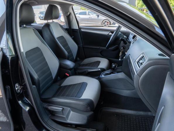 Volkswagen Jetta VI Рестайлинг с пробегом 2014 года, цена 970 000 рублей, 154559 км, седан, Автокод Объявления