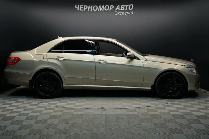 Mercedes-Benz E-Класс IV (W212 S212 C207) с пробегом 2009 года, цена 1 650 000 рублей, 278122 км, седан, Автокод Объявления