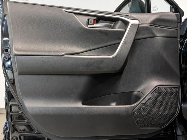 Toyota RAV4 V (XA50) с пробегом 2021 года, цена 3 700 000 рублей, 72310 км, внедорожник, Автокод Объявления