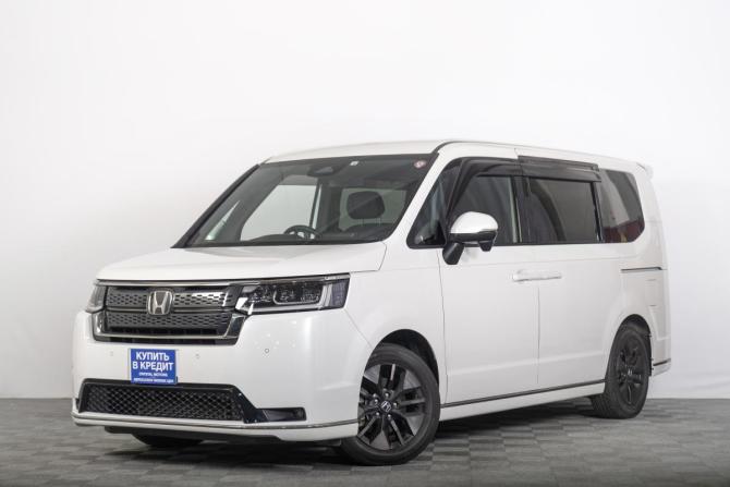 Honda Stepwgn VI с пробегом 2022 года, цена 3 499 000 рублей, 17000 км, минивэн, Автокод Объявления