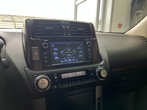 Toyota Land Cruiser Prado 150 Series с пробегом 2010 года, цена 2 850 000 рублей, 150000 км, внедорожник, Автокод Объявления