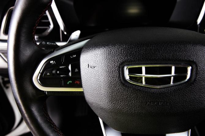 Geely Tugella I Рестайлинг с пробегом 2022 года, цена 2 559 000 рублей, 135000 км, внедорожник, Автокод Объявления