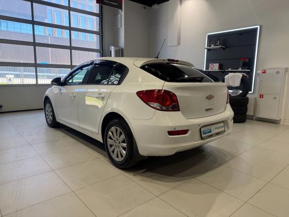 Chevrolet Cruze I Рестайлинг с пробегом 2013 года, цена 697 000 рублей, 272981 км, хэтчбек, Автокод Объявления