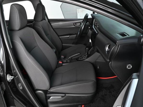 Toyota Corolla XI (E160 E170 E180) с пробегом 2016 года, цена 1 829 000 рублей, 113813 км, седан, Автокод Объявления