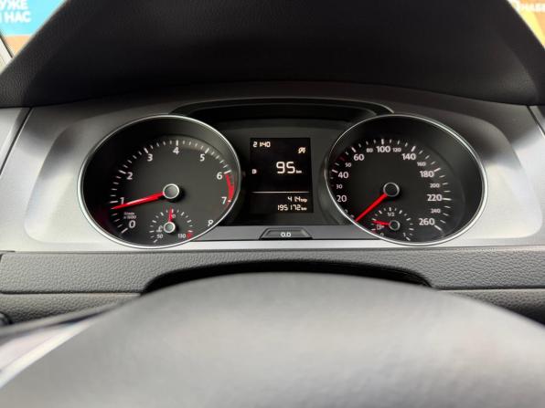 Volkswagen Golf VII с пробегом 2013 года, цена 950 000 рублей, 190000 км, хэтчбек, Автокод Объявления