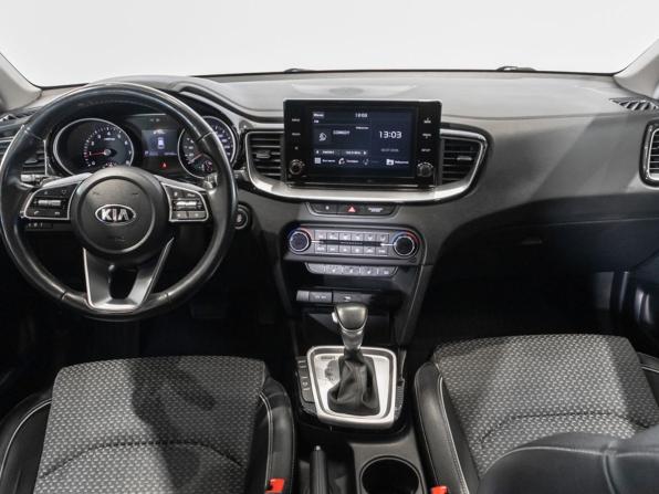 Kia Ceed III с пробегом 2021 года, цена 2 060 000 рублей, 124105 км, универсал, Автокод Объявления