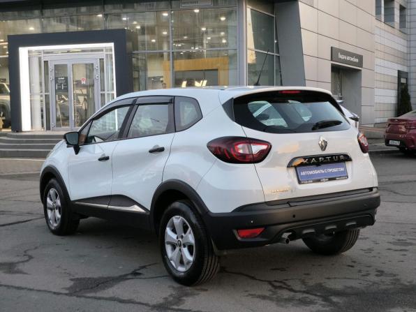 Renault Kaptur I с пробегом 2018 года, цена 1 229 000 рублей, 111650 км, внедорожник, Автокод Объявления