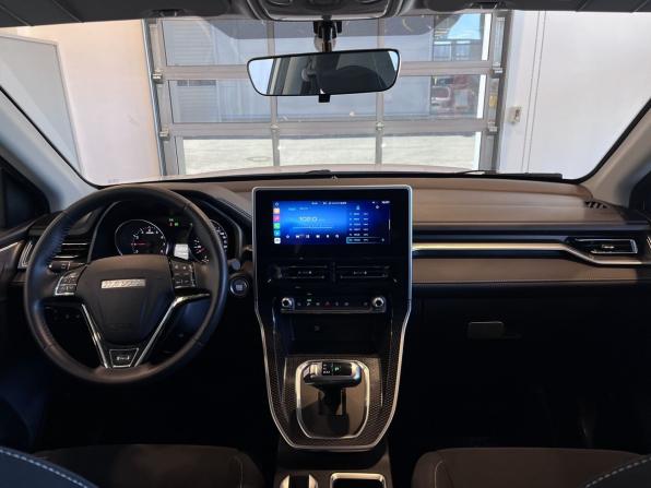 Haval M6 II с пробегом 2023 года, цена 1 945 000 рублей, 31996 км, внедорожник, Автокод Объявления
