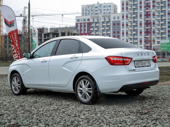 Lada (ВАЗ) Vesta I с пробегом 2018 года, цена 729 000 рублей, 176620 км, седан, Автокод Объявления