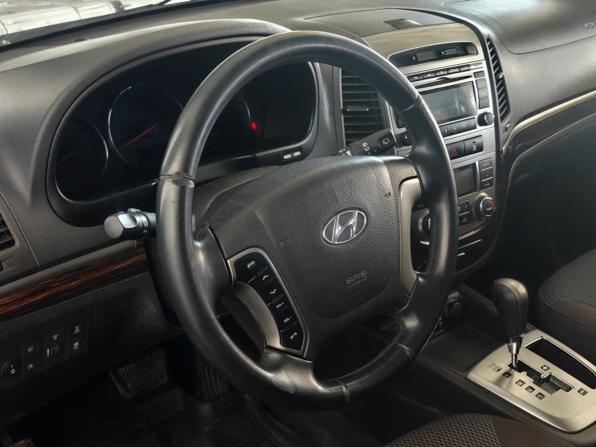 Hyundai Santa Fe II Рестайлинг с пробегом 2010 года, цена 1 168 000 рублей, 299797 км, внедорожник, Автокод Объявления