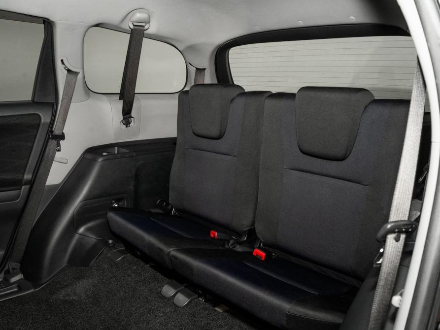 Toyota Wish II Рестайлинг Иркутск  - изображение 8