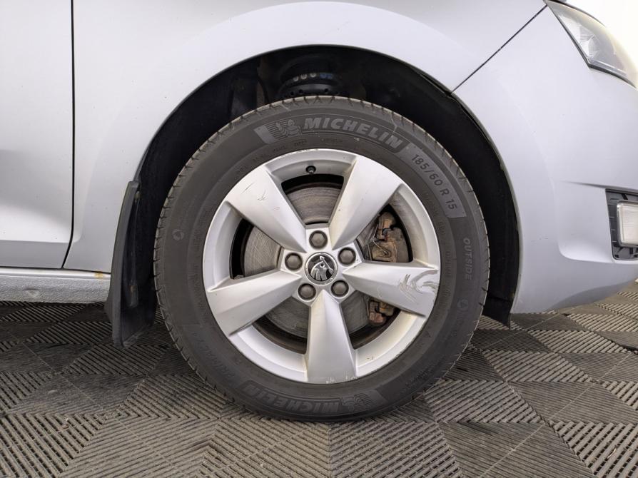 Skoda Rapid I Москва  - изображение 18