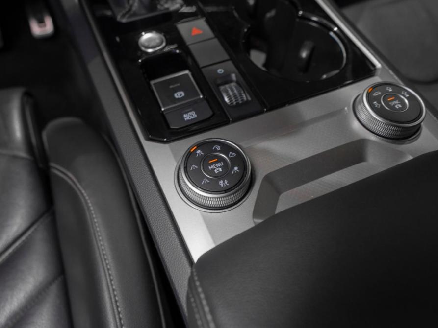 Volkswagen Touareg III Москва  - изображение 16