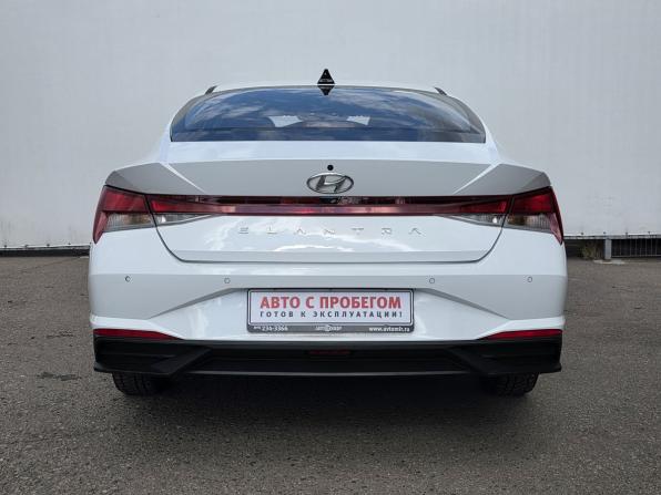 Hyundai Elantra VII (CN7) с пробегом 2022 года, цена 2 130 000 рублей, 64001 км, седан, Автокод Объявления