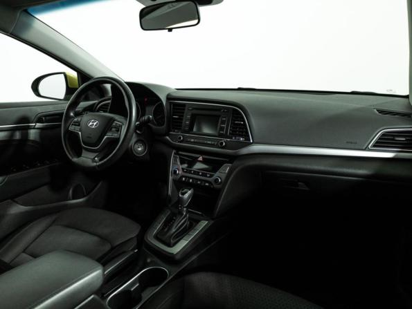 Hyundai Elantra VI (AD) с пробегом 2017 года, цена 1 680 000 рублей, 49192 км, седан, Автокод Объявления