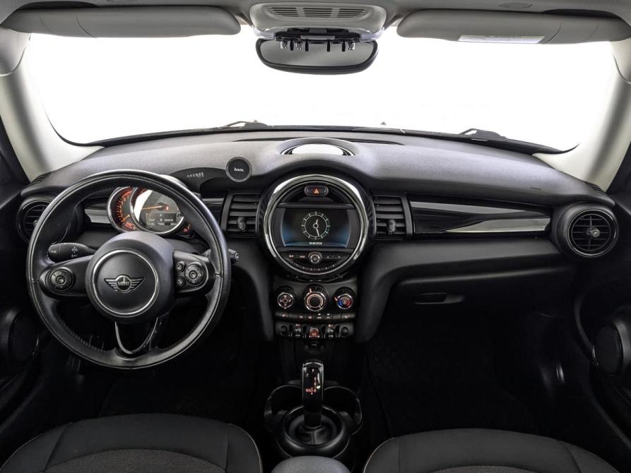 Mini Hatch III (F55/F56) Рестайлинг Москва  - изображение 14