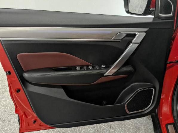Geely Coolray I с пробегом 2022 года, цена 1 899 000 рублей, 27890 км, внедорожник, Автокод Объявления