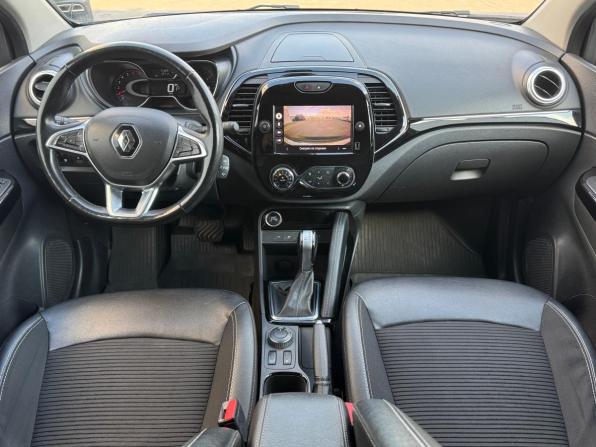 Renault Kaptur I Рестайлинг с пробегом 2021 года, цена 1 950 000 рублей, 31025 км, внедорожник, Автокод Объявления