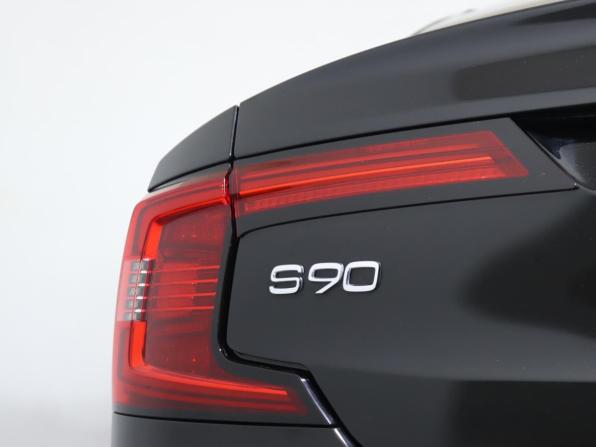 Volvo S90 II Рестайлинг с пробегом 2021 года, цена 3 599 000 рублей, 83400 км, седан, Автокод Объявления