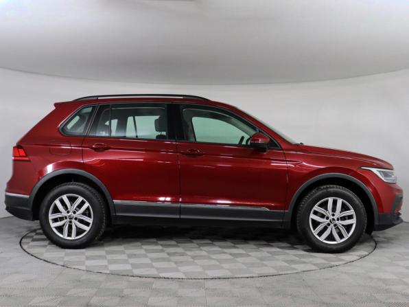 Volkswagen Tiguan II Рестайлинг с пробегом 2021 года, цена 2 870 000 рублей, 26350 км, внедорожник, Автокод Объявления