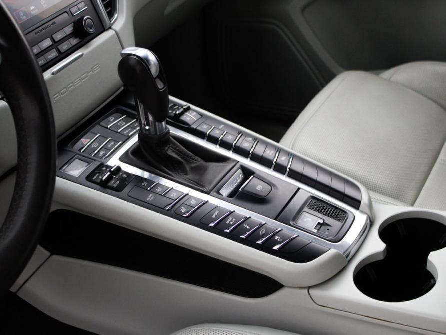 Porsche Macan I Москва  - изображение 17