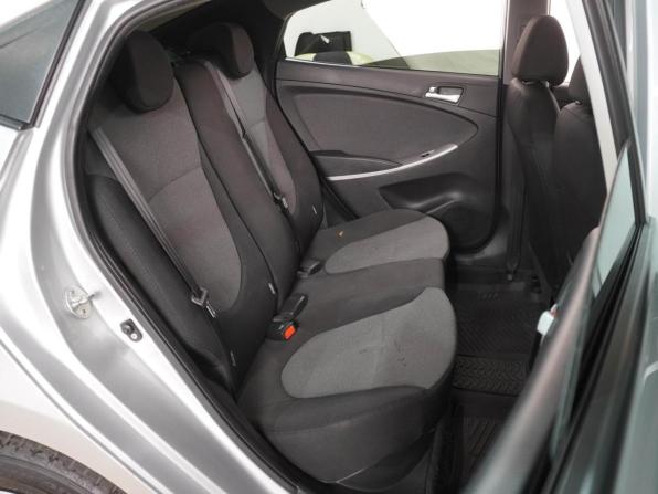 Hyundai Solaris I с пробегом 2014 года, цена 849 000 рублей, 114028 км, седан, Автокод Объявления