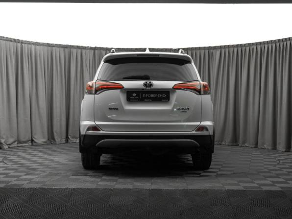 Toyota RAV4 IV (XA40) Рестайлинг с пробегом 2017 года, цена 2 450 000 рублей, 146102 км, внедорожник, Автокод Объявления