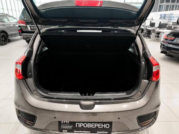 Kia Ceed II Рестайлинг с пробегом 2018 года, цена 1 350 000 рублей, 127730 км, хэтчбек, Автокод Объявления
