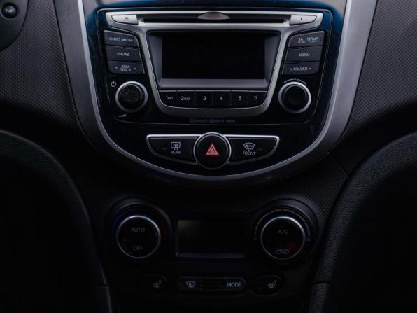 Hyundai Solaris I Рестайлинг с пробегом 2015 года, цена 847 000 рублей, 200076 км, седан, Автокод Объявления