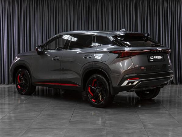 Omoda C5 I с пробегом 2024 года, цена 1 999 000 рублей, 13585 км, внедорожник, Автокод Объявления