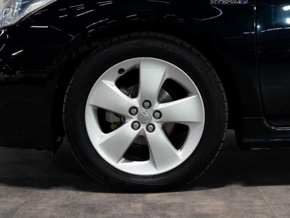 Toyota Prius III Рестайлинг (XW30) с пробегом 2012 года, цена 1 335 000 рублей, 164157 км, лифтбек, Автокод Объявления