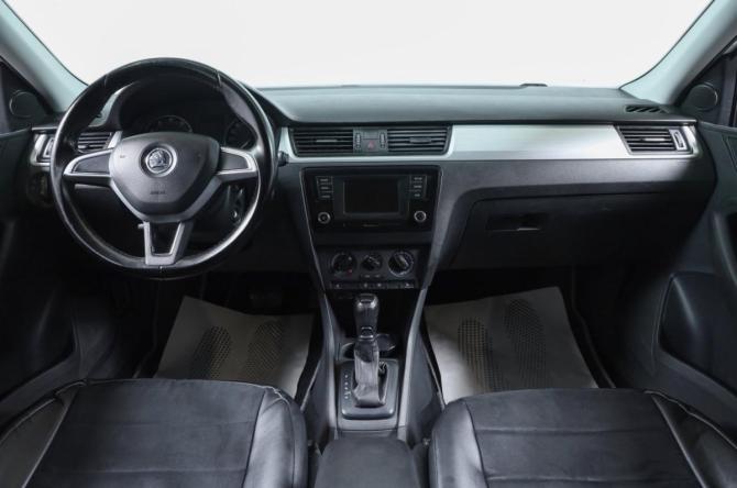 Skoda Rapid I с пробегом 2017 года, цена 1 209 000 рублей, 155000 км, лифтбек, Автокод Объявления