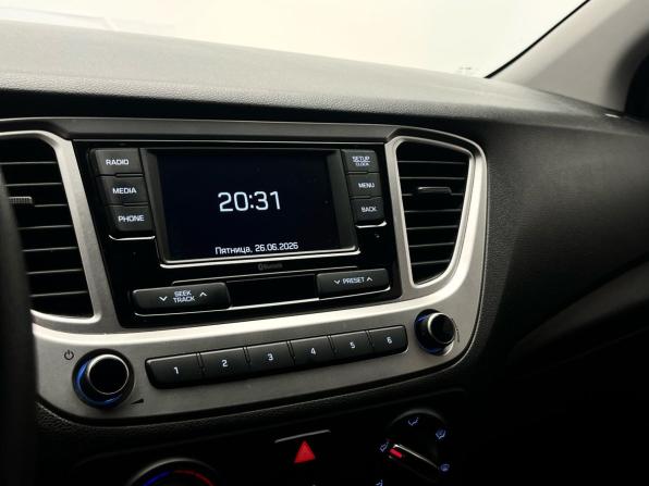 Hyundai Solaris II Рестайлинг с пробегом 2021 года, цена 1 499 000 рублей, 74816 км, седан, Автокод Объявления
