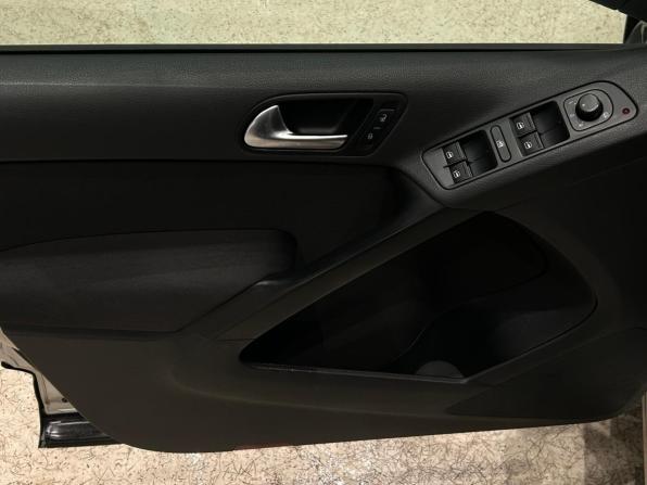 Volkswagen Tiguan I Рестайлинг с пробегом 2013 года, цена 999 000 рублей, 199266 км, внедорожник, Автокод Объявления