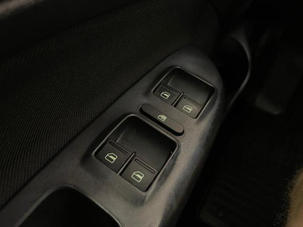 Skoda Octavia II (A5) Рестайлинг с пробегом 2012 года, цена 680 000 рублей, 322540 км, лифтбек, Автокод Объявления