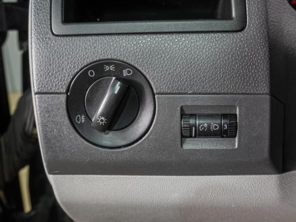 Volkswagen Caravelle T5 Рестайлинг с пробегом 2013 года, цена 2 319 000 рублей, 246487 км, минивэн, Автокод Объявления