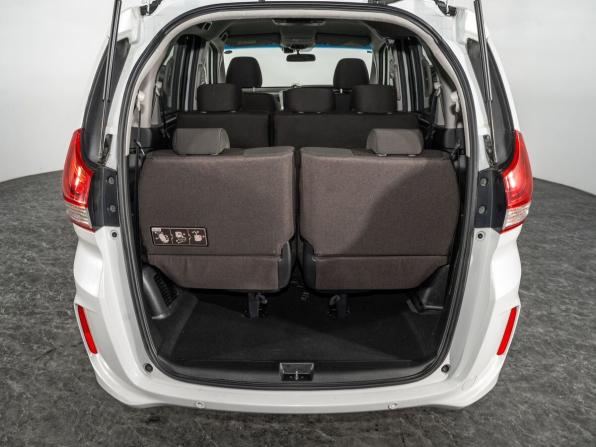 Honda Freed II Рестайлинг с пробегом 2021 года, цена 1 700 000 рублей, 71799 км, компактвэн, Автокод Объявления