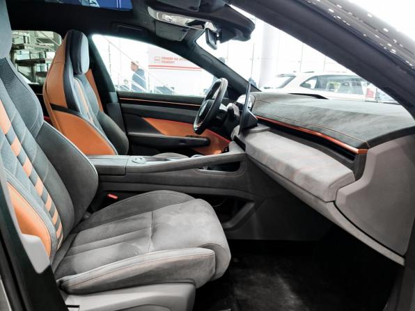 Zeekr 001 I Рестайлинг 1 с пробегом 2024 года, цена 6 250 000 рублей, 17510 км, хэтчбек, Автокод Объявления