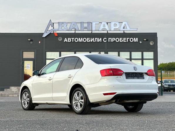 Volkswagen Jetta VI с пробегом 2013 года, цена 1 050 000 рублей, 119047 км, седан, Автокод Объявления