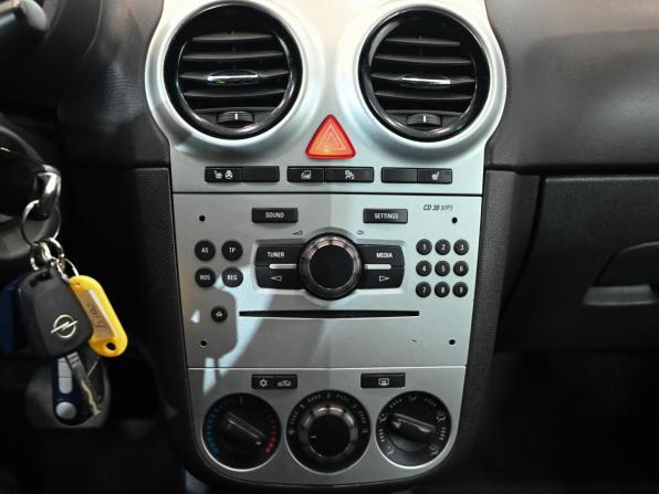 Opel Corsa D Рестайлинг II с пробегом 2012 года, цена 770 000 рублей, 121745 км, хэтчбек, Автокод Объявления