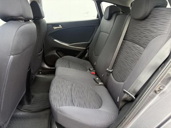Hyundai Solaris I Рестайлинг с пробегом 2015 года, цена 899 000 рублей, 138124 км, хэтчбек, Автокод Объявления