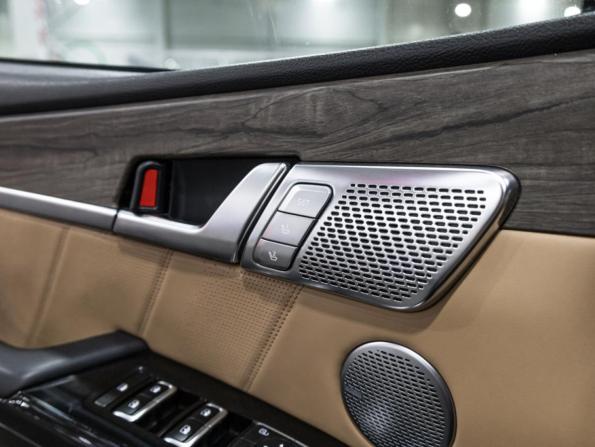 Kia Mohave I Рестайлинг 2 с пробегом 2020 года, цена 4 730 000 рублей, 83904 км, внедорожник, Автокод Объявления